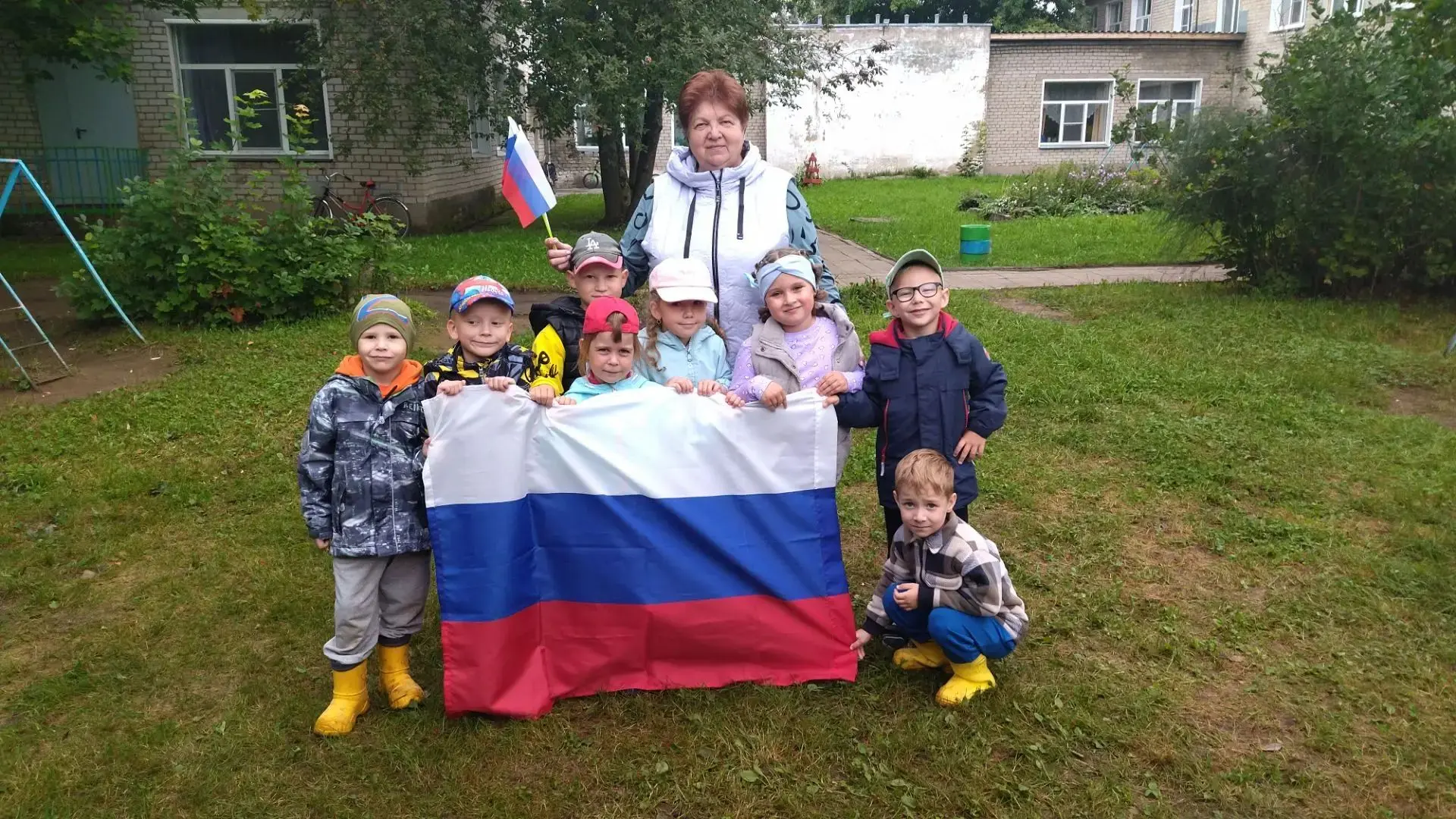 🇷🇺22 августа в России отмечают День Государственного флага Российской Федерации.