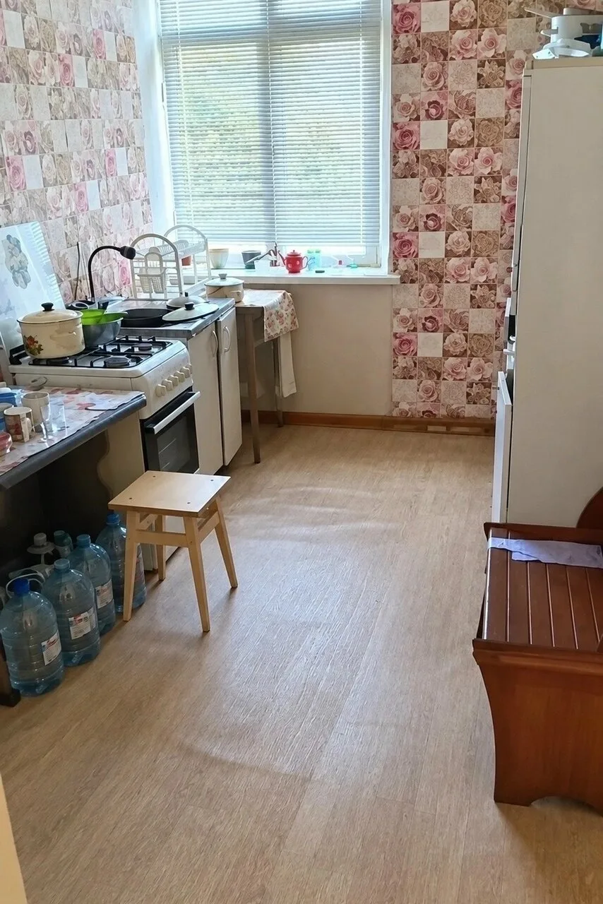 Продам 3-комнатную квартиру, 72 м², 1 этаж, Горловка, 1 500 000 ₽