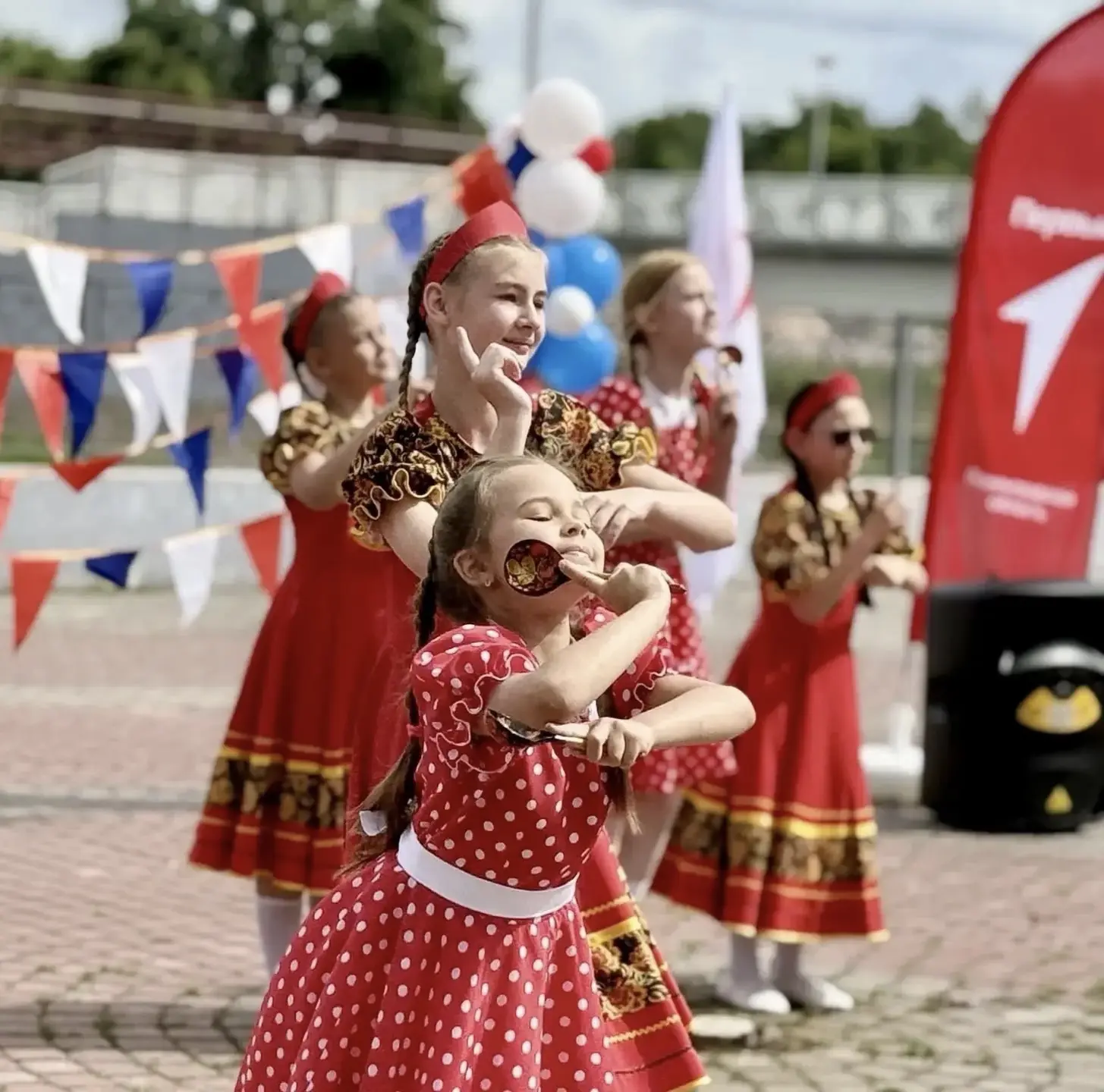 💃🕺Лагерь «Дружба» Заклинской школы принял участие в фестивале «Музыкальный узор России»

🇷🇺Воспи