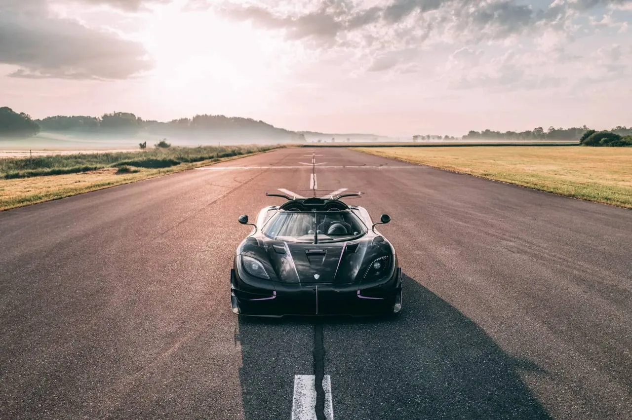 Гиперкар Koenigsegg выставили на продажу за $11 миллионов — раньше его связывали с Инте...