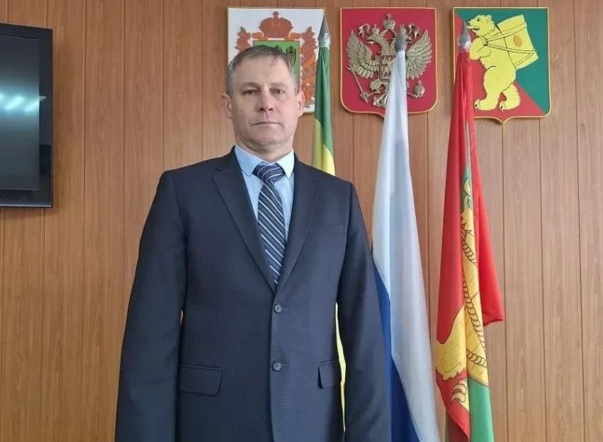 Иван Козин назначен на должность главы Земетчинского района   Об этом сообщили в пресс-службе правит