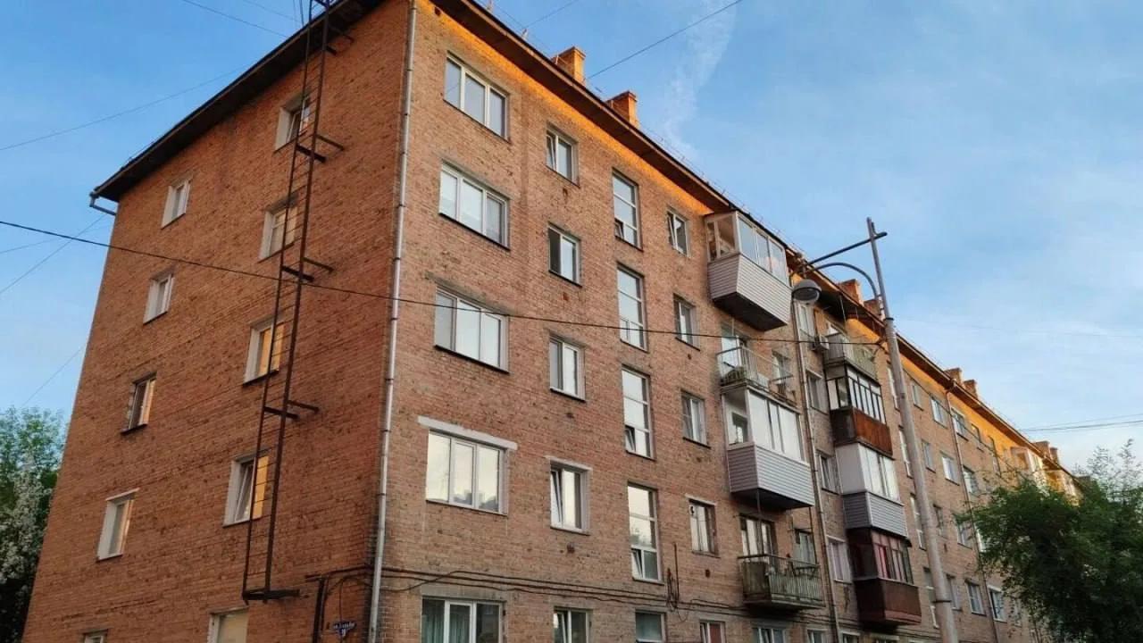 Угрозу ЧС ввели в четырёх пятиэтажках Красноярска.  Это дома на Новой Зари, 10, Свободном, 53, Борьб