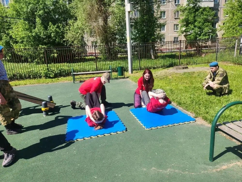 🔥 Семейная зарница!  Сегодня состоялся муниципальный этап «Семейной зарницы», и мы с гордостью заявл