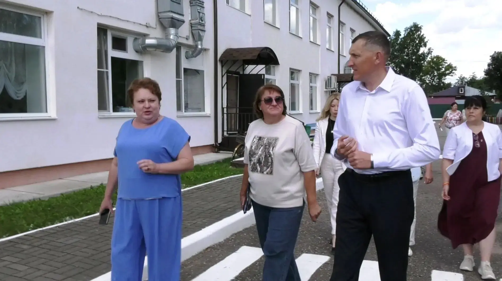 Сегодня я принял участие в приёмке школ и детских садов к новому учебному году.