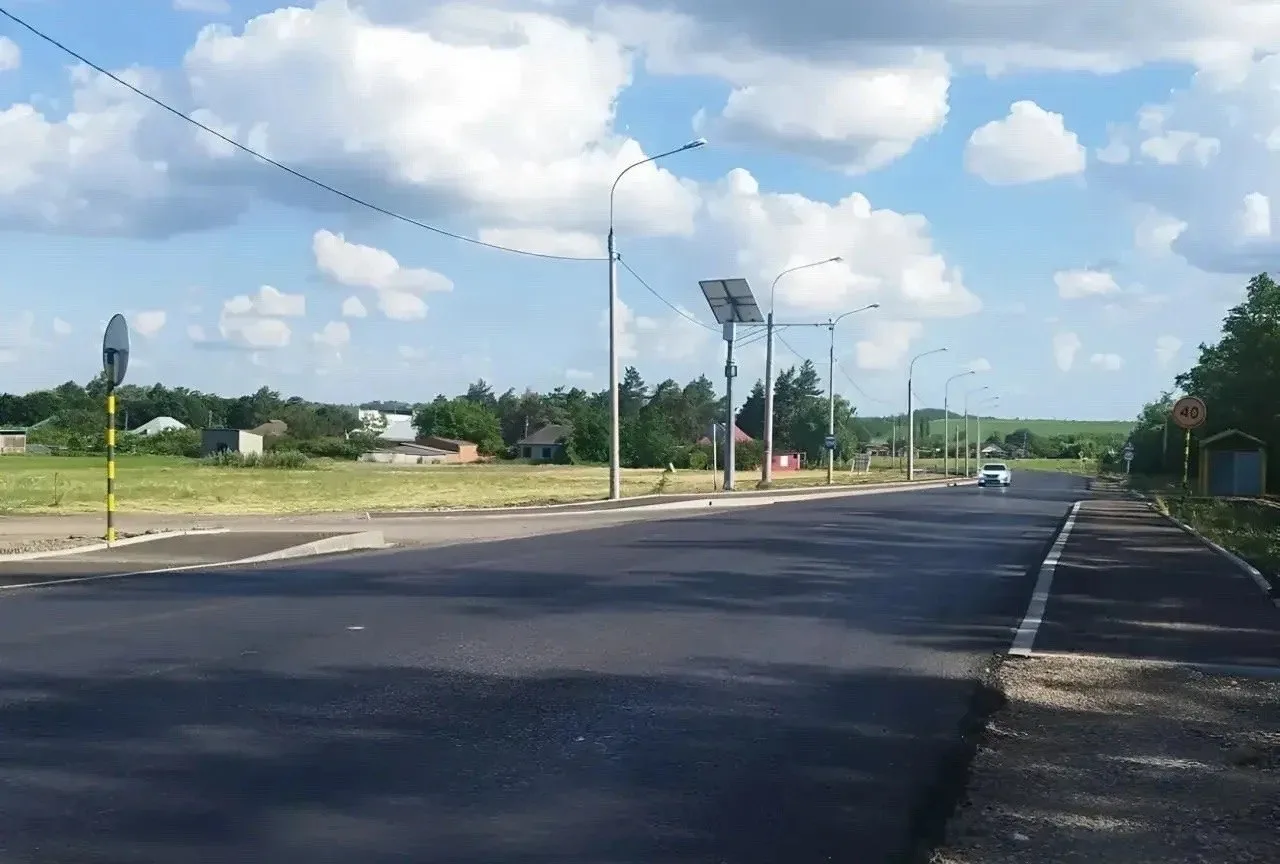🛣 К школам Кубани обновляют дороги — в этом году отремонтируют 14 важных маршрутов. 

В Краснодарск