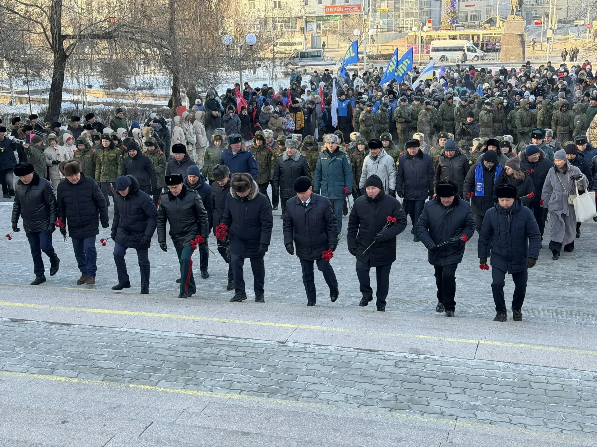Принял участие в главном праздничном мероприятии, посвящённом Дню Защитника Отечества.  На Мемориале