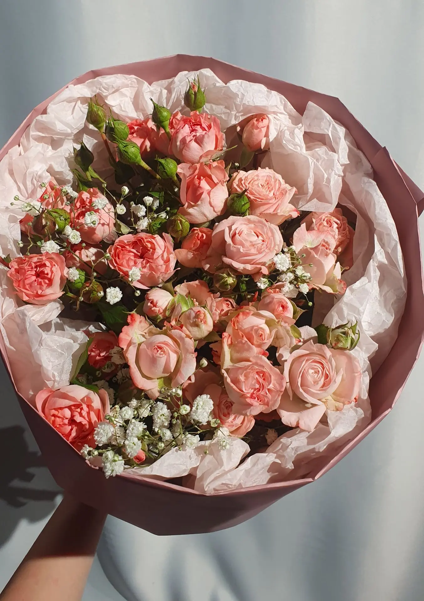 Букеты на любой вкус и цвет💐

 Букеты с кустовыми розами, гипсофилой

С доставкой по городу  Чебокс