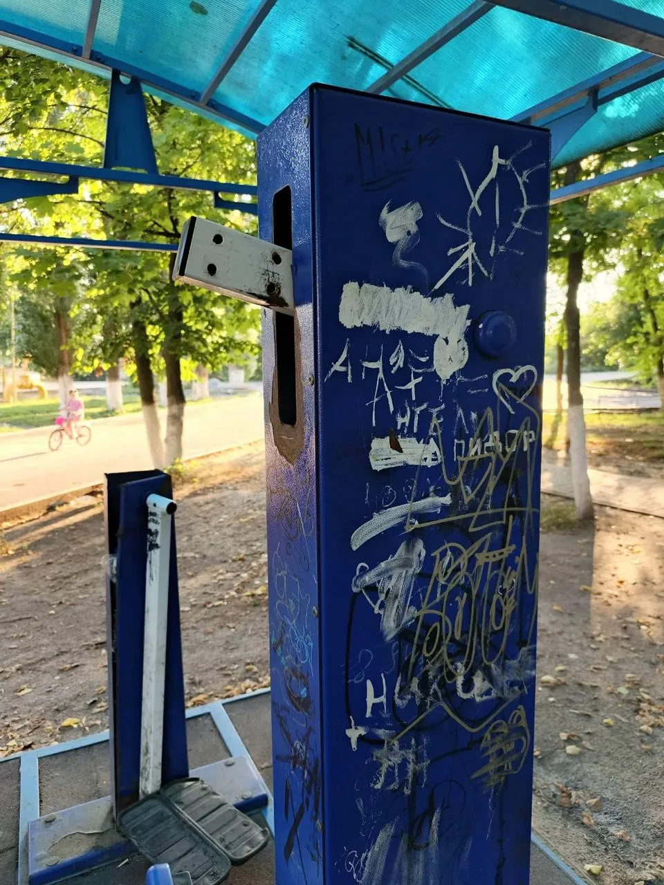 🏋️ Депутат Борисоглебской гордумы попросил прокуратуру проверить опасные тренажёры на детской площа