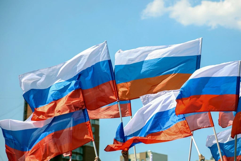 Друзья, с Днём России!

Наша страна – самая лучшая! Это бескрайние и неповторимые просторы во всём п