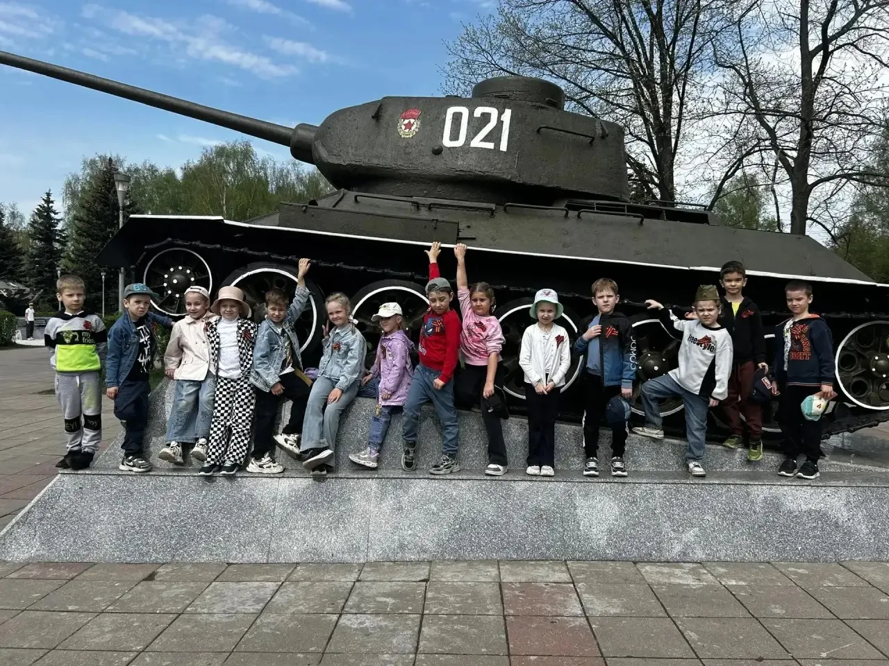 🐻 Дошкольное отделение «Чебурашка»  В преддверии Дня Победы в дошкольном отделении прошла целая сери