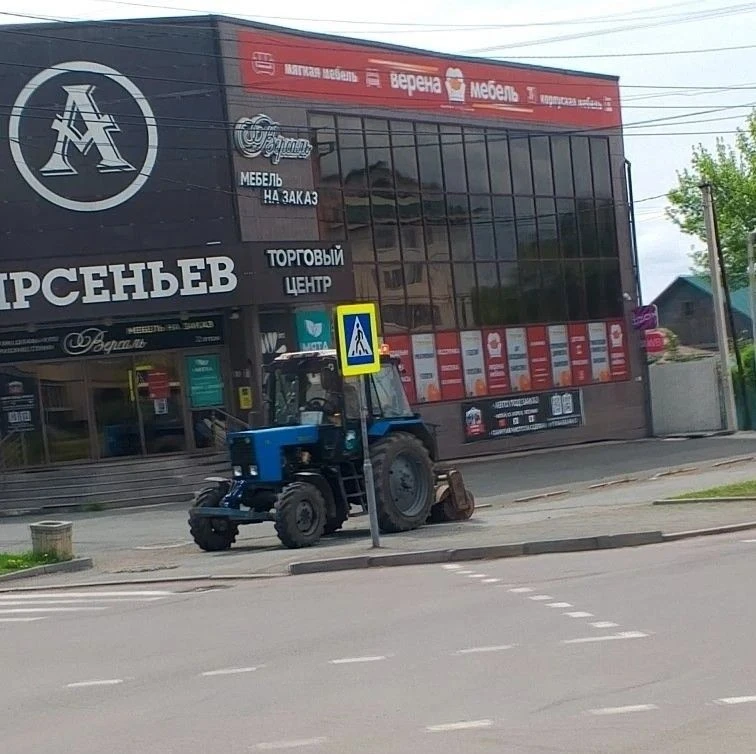 Наведение порядка в городе продолжается!   Во вторник, 19 мая, силами муниципального учреждения «Спе