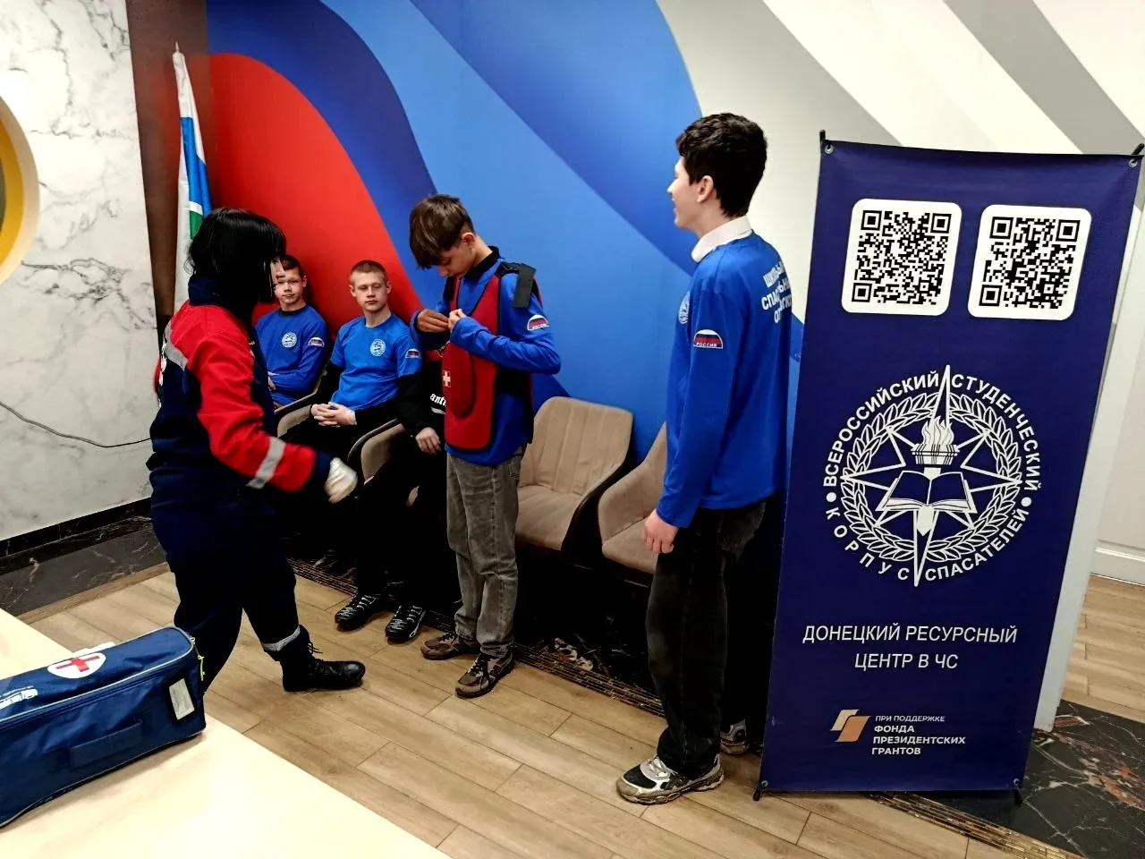 📍В дни весенних каникул юные спасатели из отряда "Помогаторы" ГБОУ "СШ № 93 Г.О. МАКЕЕВКА" посетили 