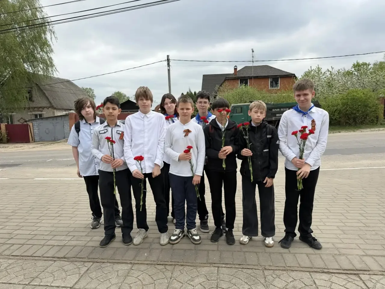 Накануне великого дня, подарившего нам мирное небо...🕊️ в МОУ Раменская СОШ N6 юные инспекторы движе