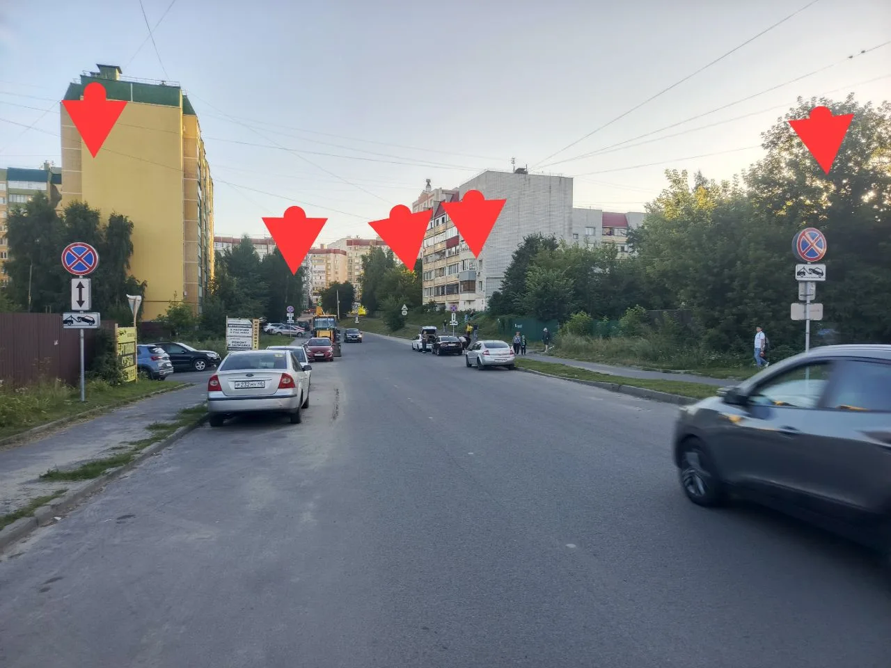 Здравствуйте.Подкажите как думаете зачем дорожники наставили столько запрещающих знаков...