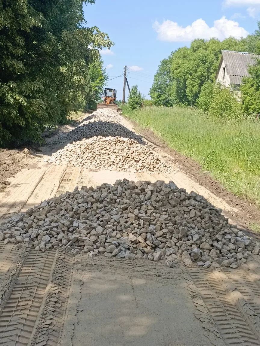 Идут работы по содержанию дорог