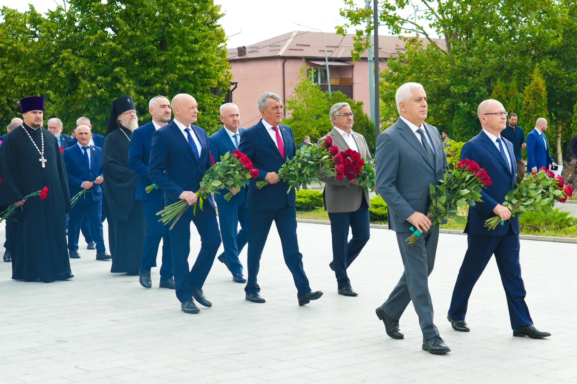 Председатель Парламента РСО-Алания Таймураз Тускаев принял участие в торжественных меро...