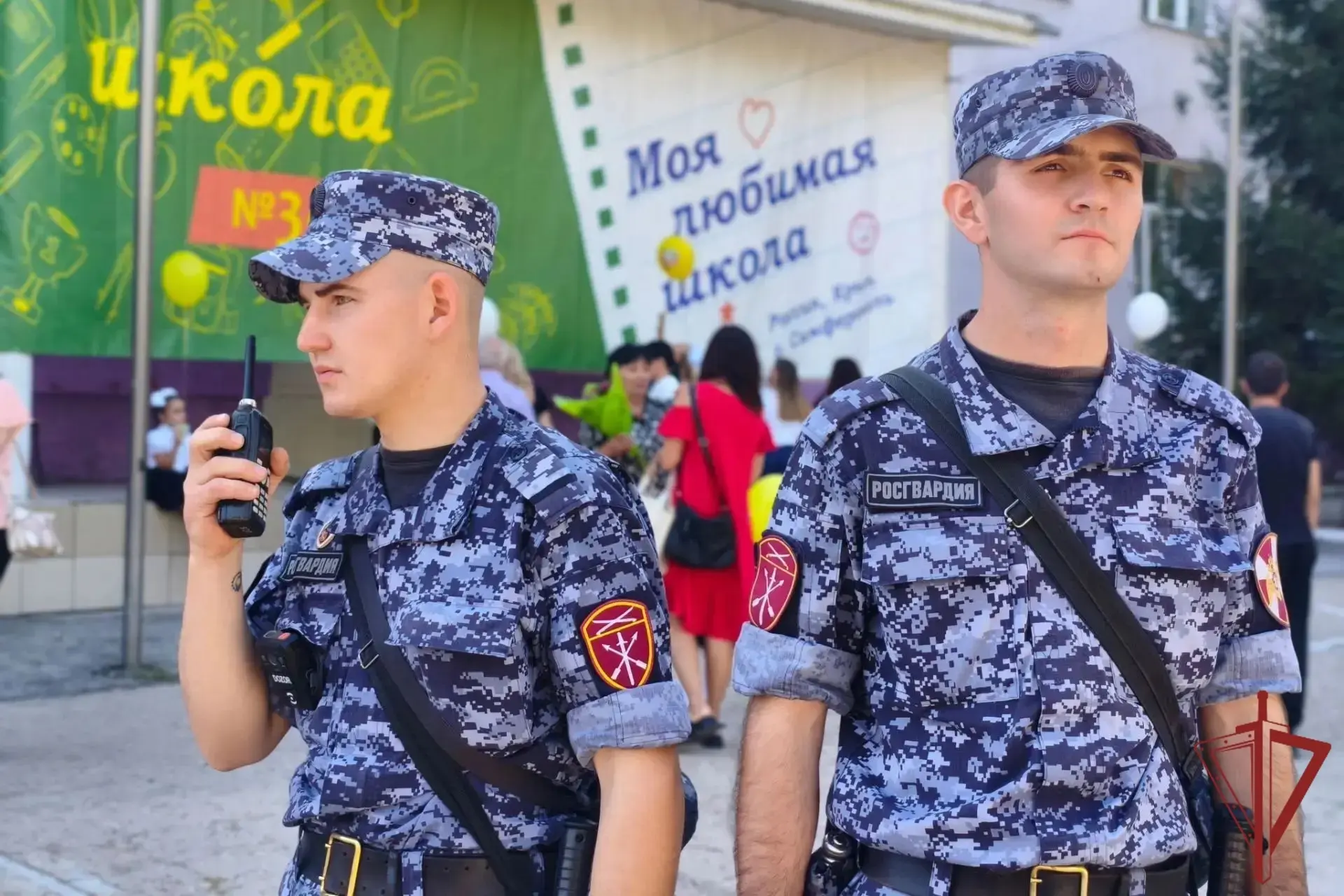 🫡Росгвардия приняла участие в мероприятиях посвященных Дню знаний и обеспечила правопо...