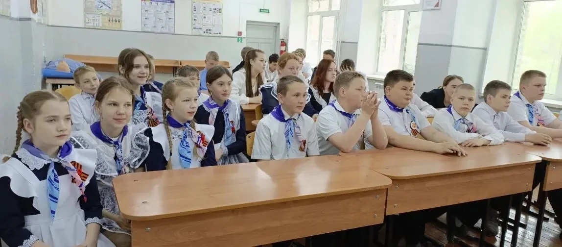 В школе прошли классные часы в рамках эстафеты «Мои финансы»: девятый этап.