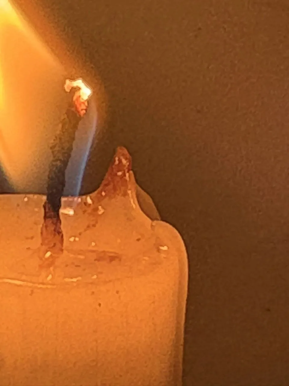 💡 Свет местами в Луганске и других городах начал появляться