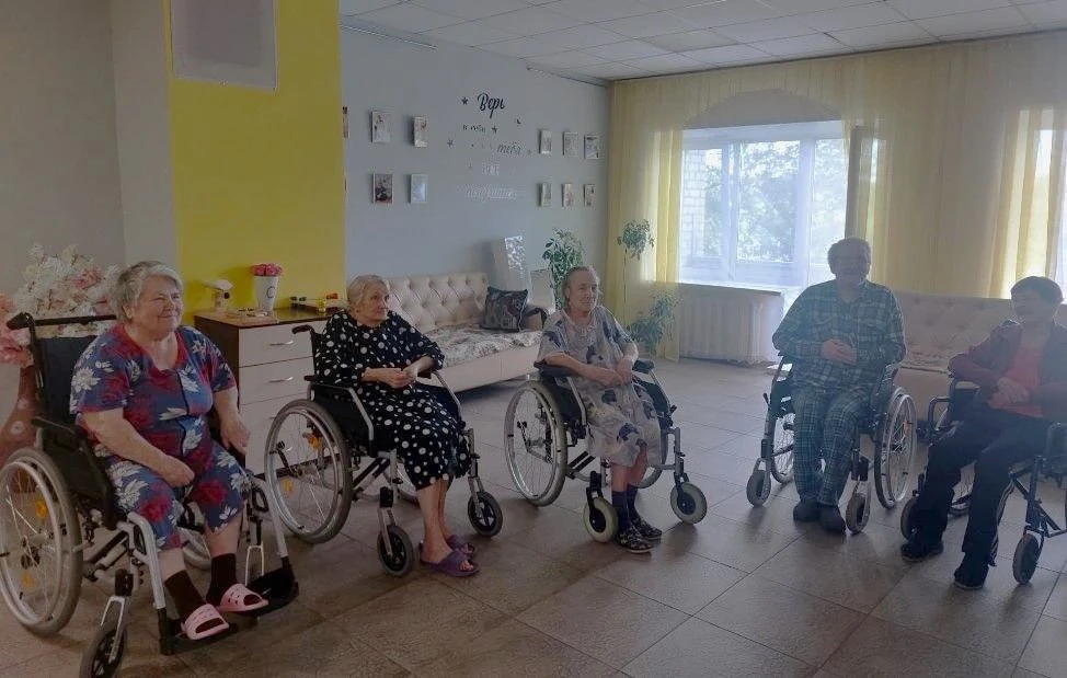 ❤ С заботой о главном: как сохранить здоровое сердце.
 
Медицинские сёстры организовали для получате