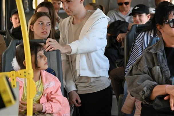 🚌 Школьники в части Ленобласти остались без льготного проезда.
