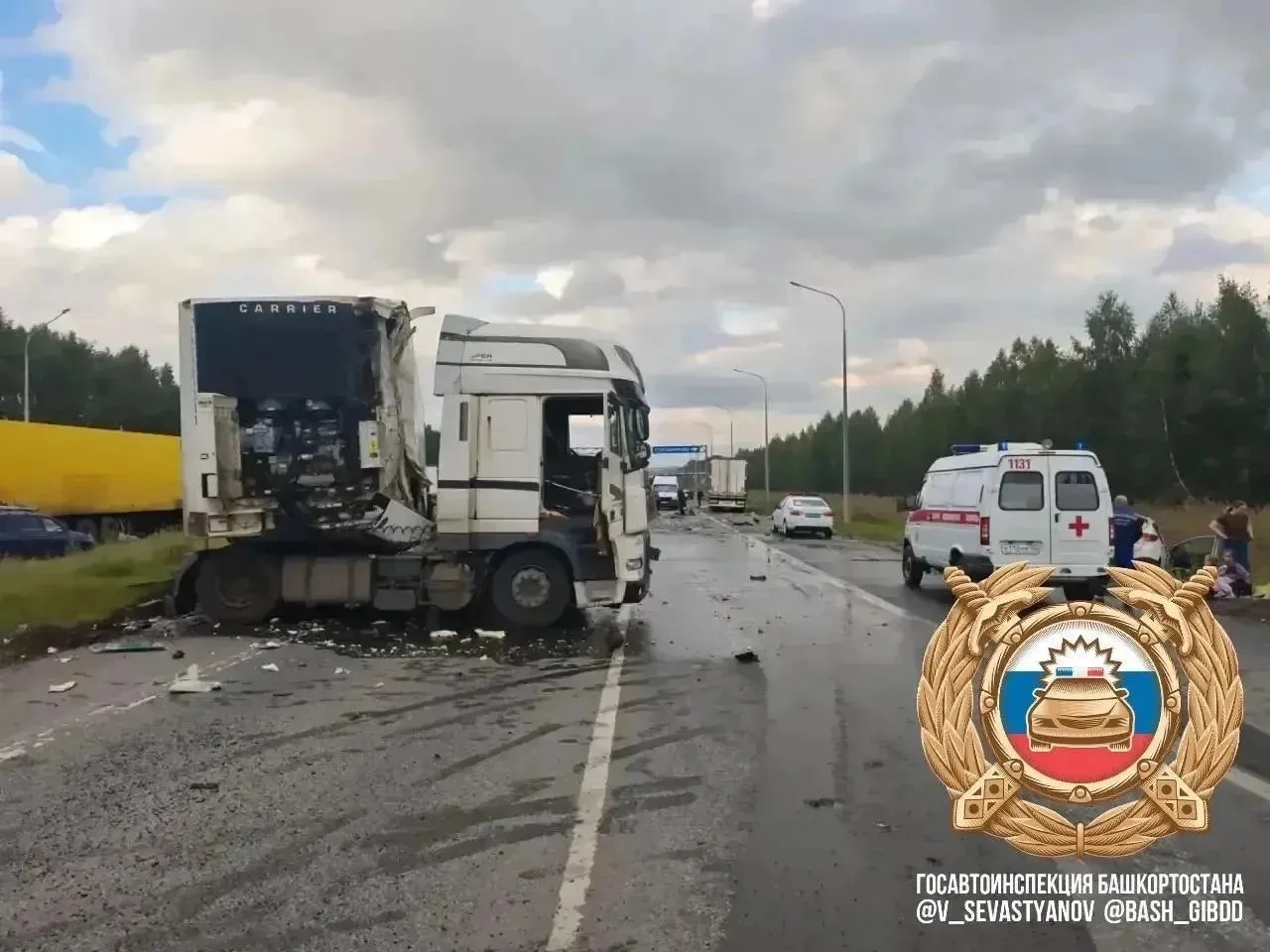 ⚡⚡⚡Авария на трассе М-5: в Башкирии водитель КамАЗа погиб в тройном ДТП