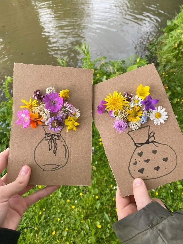 Цветочные букетики с детишками 🌺🌼🌸