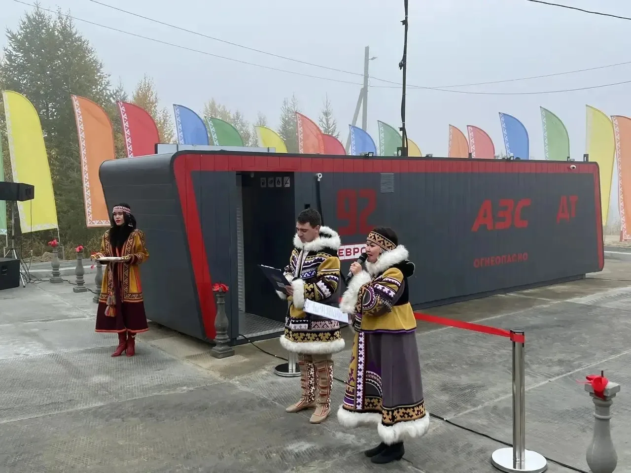 В Аксарке сегодня открыли модульную АЗС. 👍