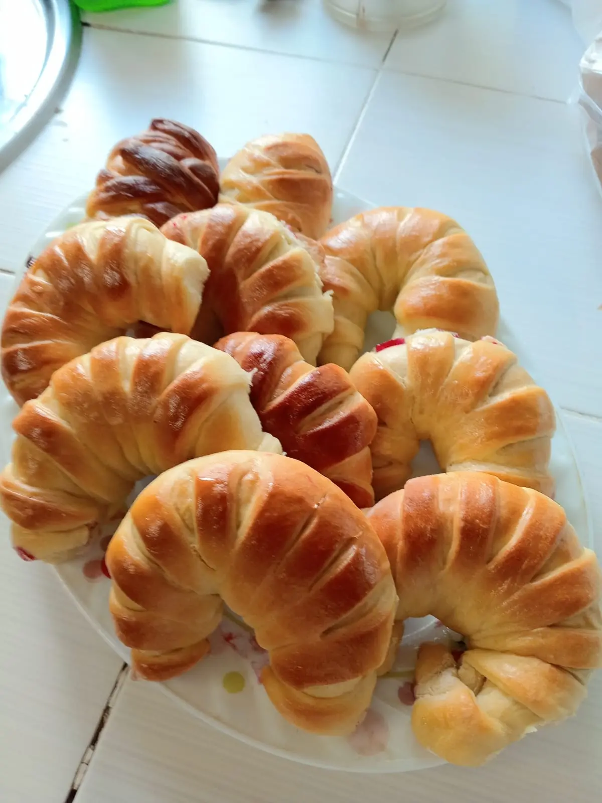 Добрый день всем! Принимаю заказы на выпечку вкусных домашних тортиков и других изделий из теста. Се