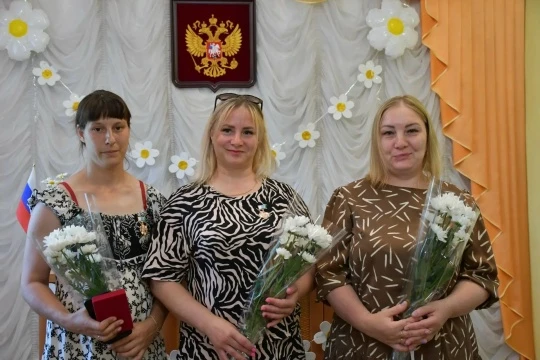 В преддверии самого светлого праздника - Дня семьи, любви и верности - в нашем отделе ЗАГС царила по