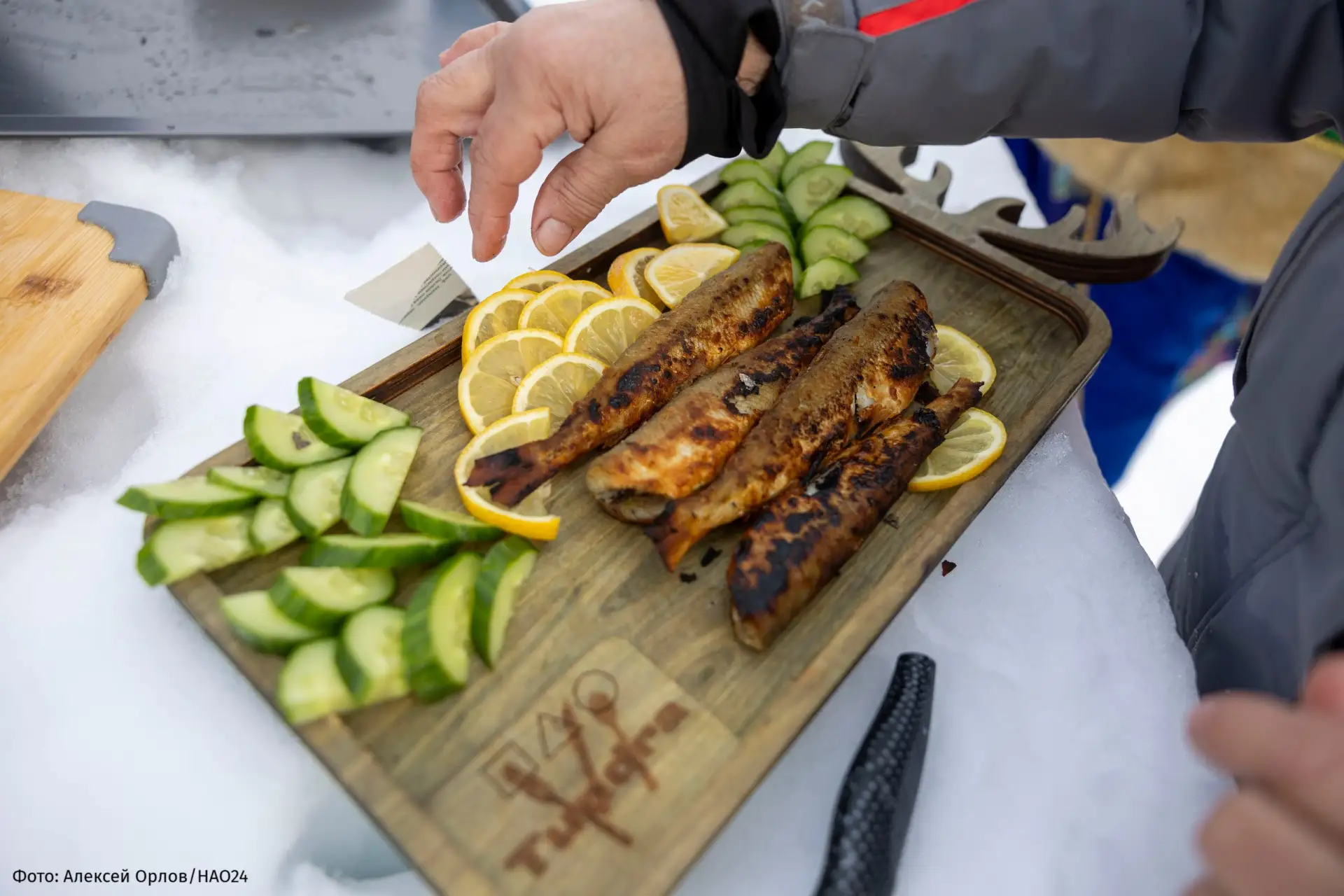 🐟Только представьте: корюшка, зимняя рыбалка и настоящий русский Север.  А вот участникам VIII фести
