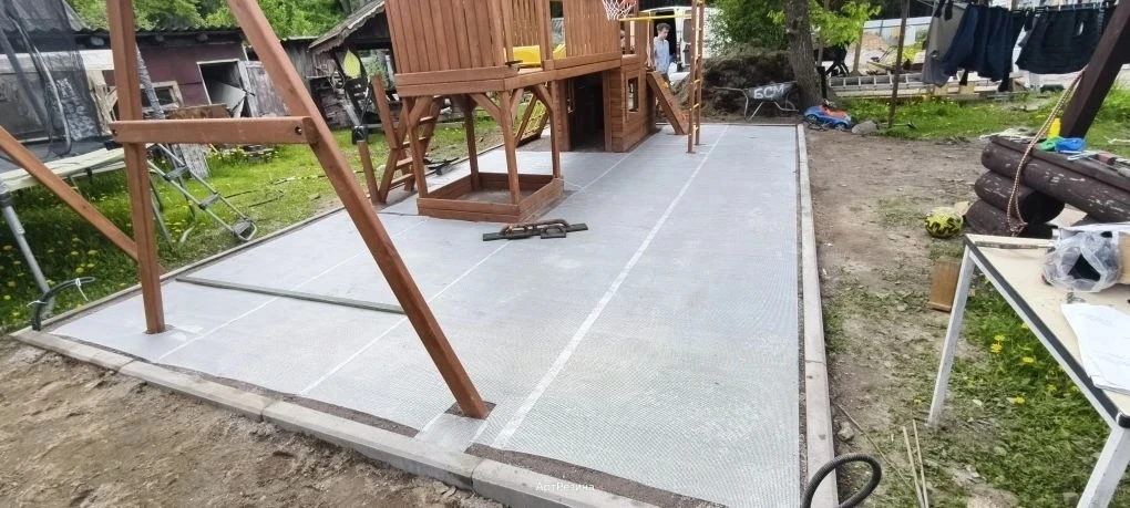 🏡 Площадка на территории частного дома.