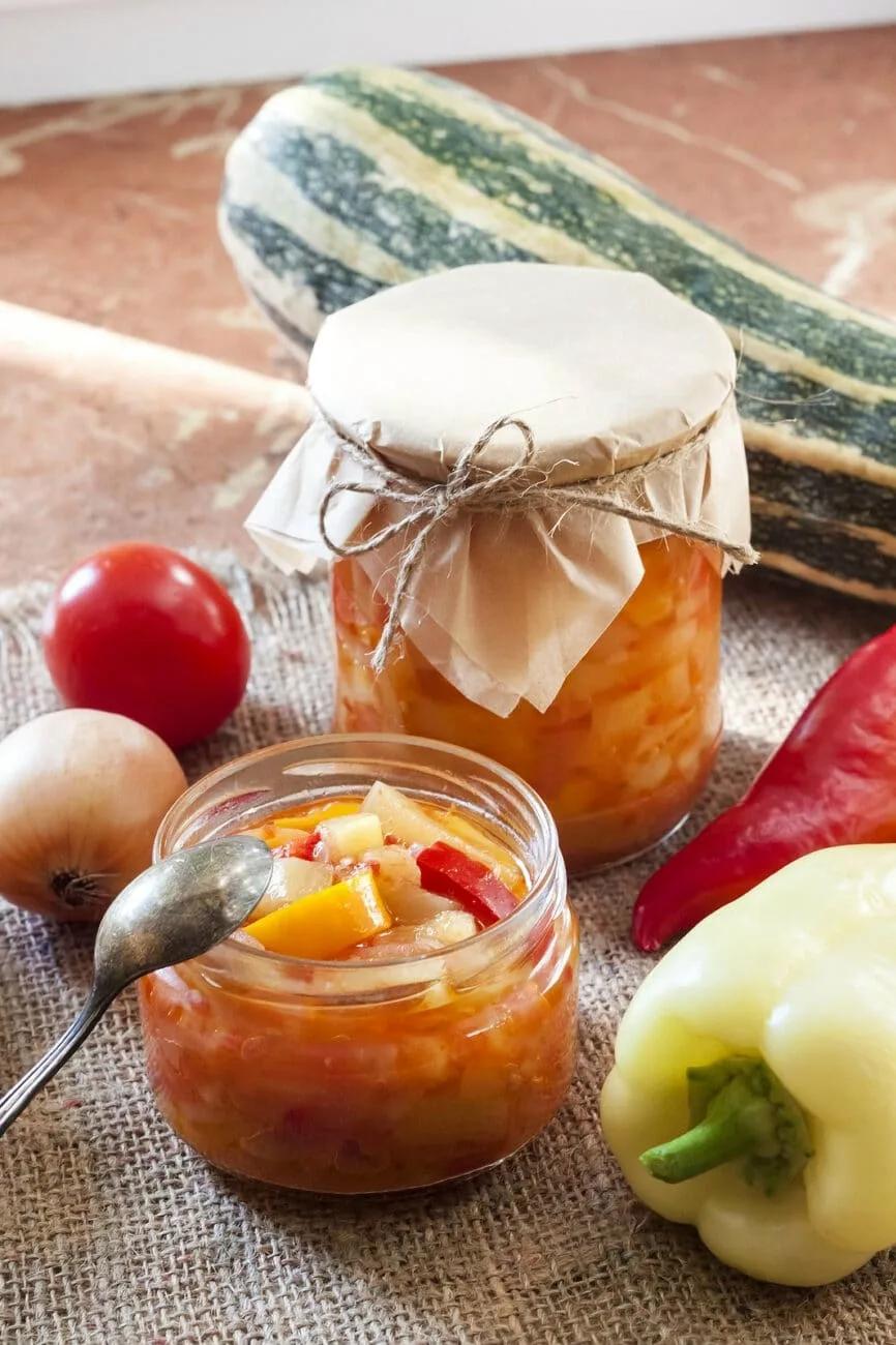 САЛАТ ИЗ КАБАЧКОВ И ПЕРЦА