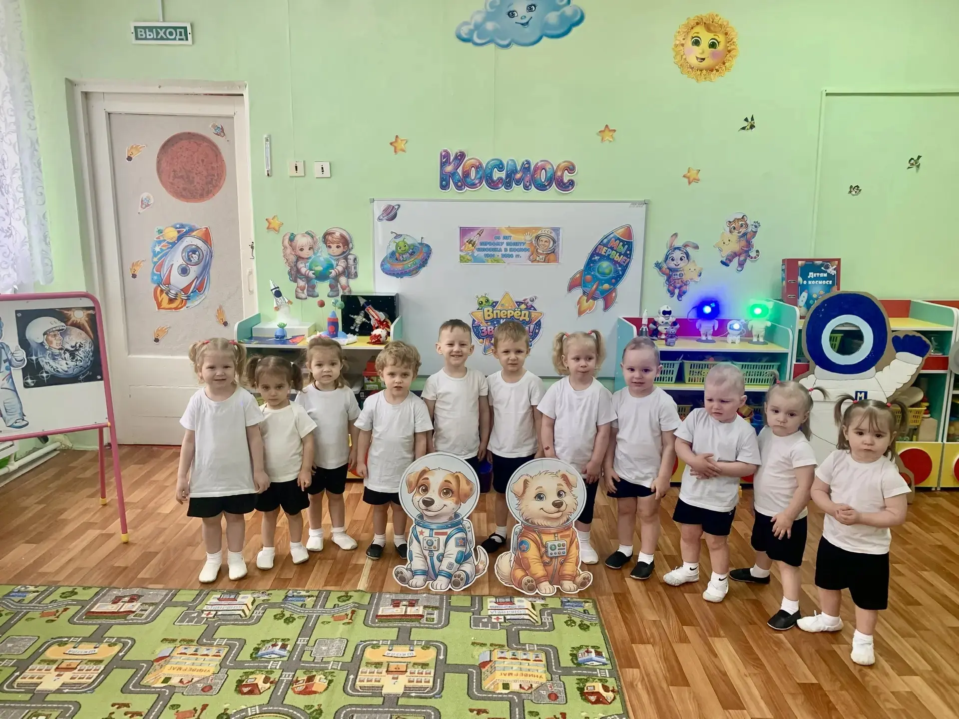 Прошла тематическая неделя «Космос» 🚀в группе раннего возраста «Улыбка».Дети конструир...
