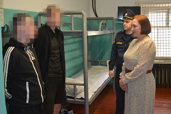 В преддверии Международного дня защиты детей Уполномоченный по правам ребенка в Амурско...