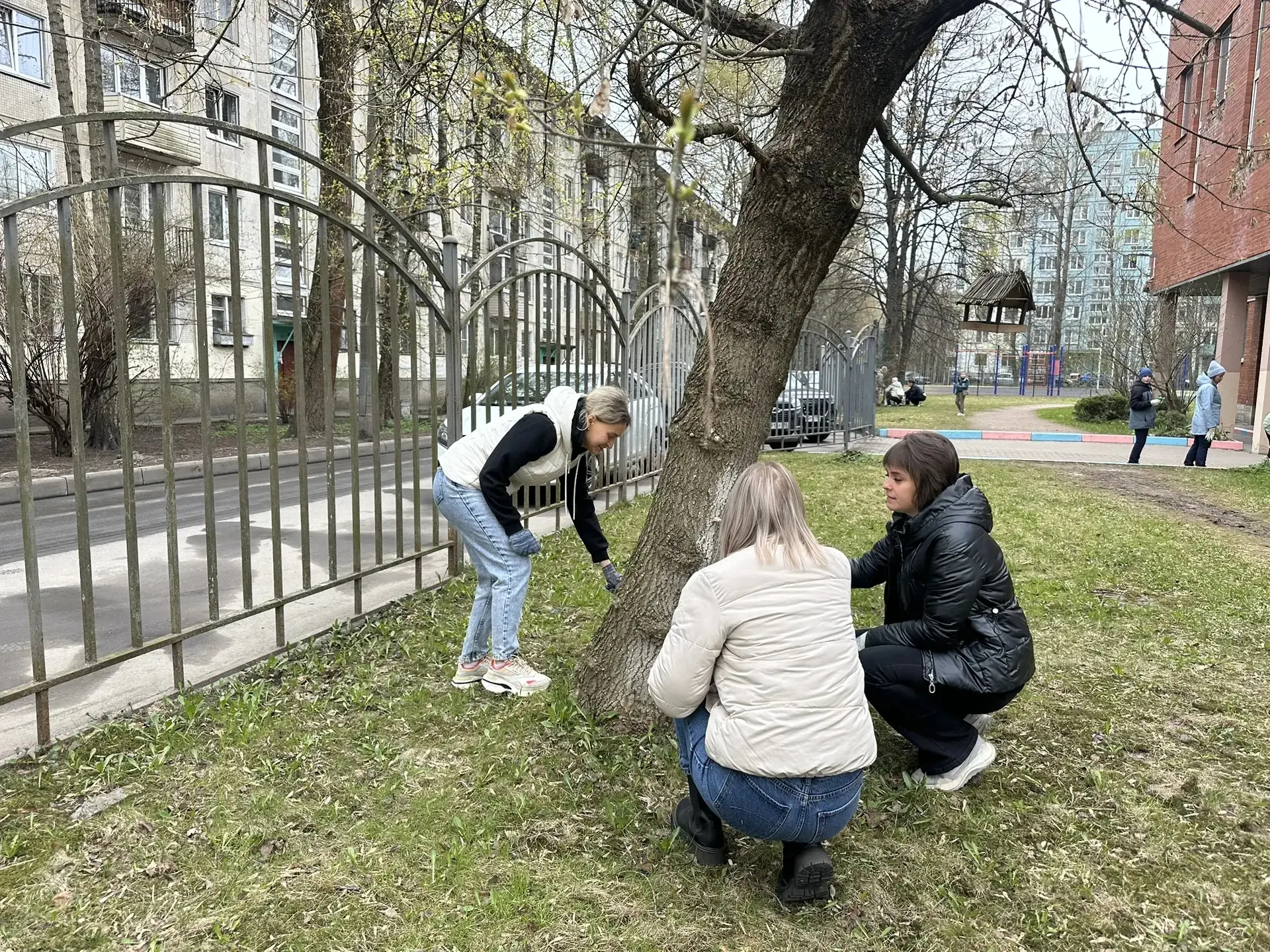🌿 Общегородской субботник в гимназии – сделаем наш двор чище вместе! 🌿  Дорогие ученики, родители и 