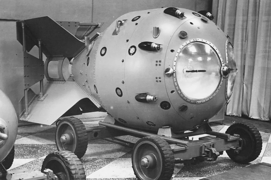 27 августа 1949 года начались работы по окончательному монтажу узлов РДС-1.