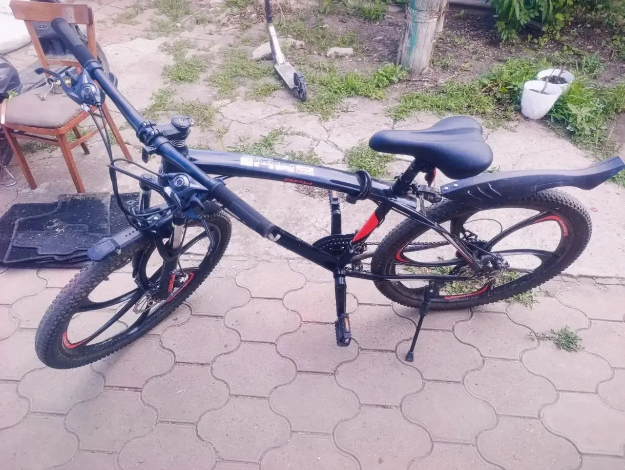 Продам велосипед 11 000₽ новый. +7 980 637- 21- 62