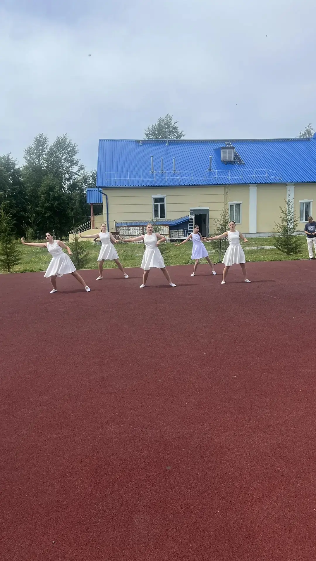 5 июля на спортивной площадке около Ленинского Дома культуры прошла семейная спортивно-развлекательн