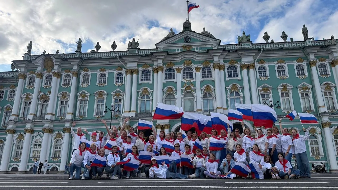 🇷🇺День российского флага!