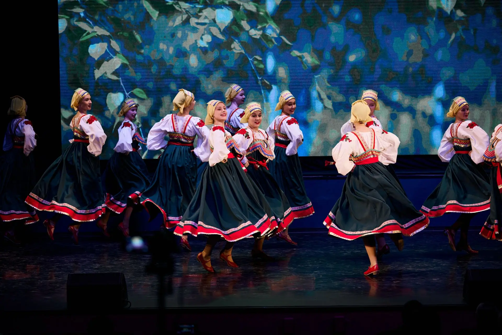 ансамбль КАБЛУЧОК