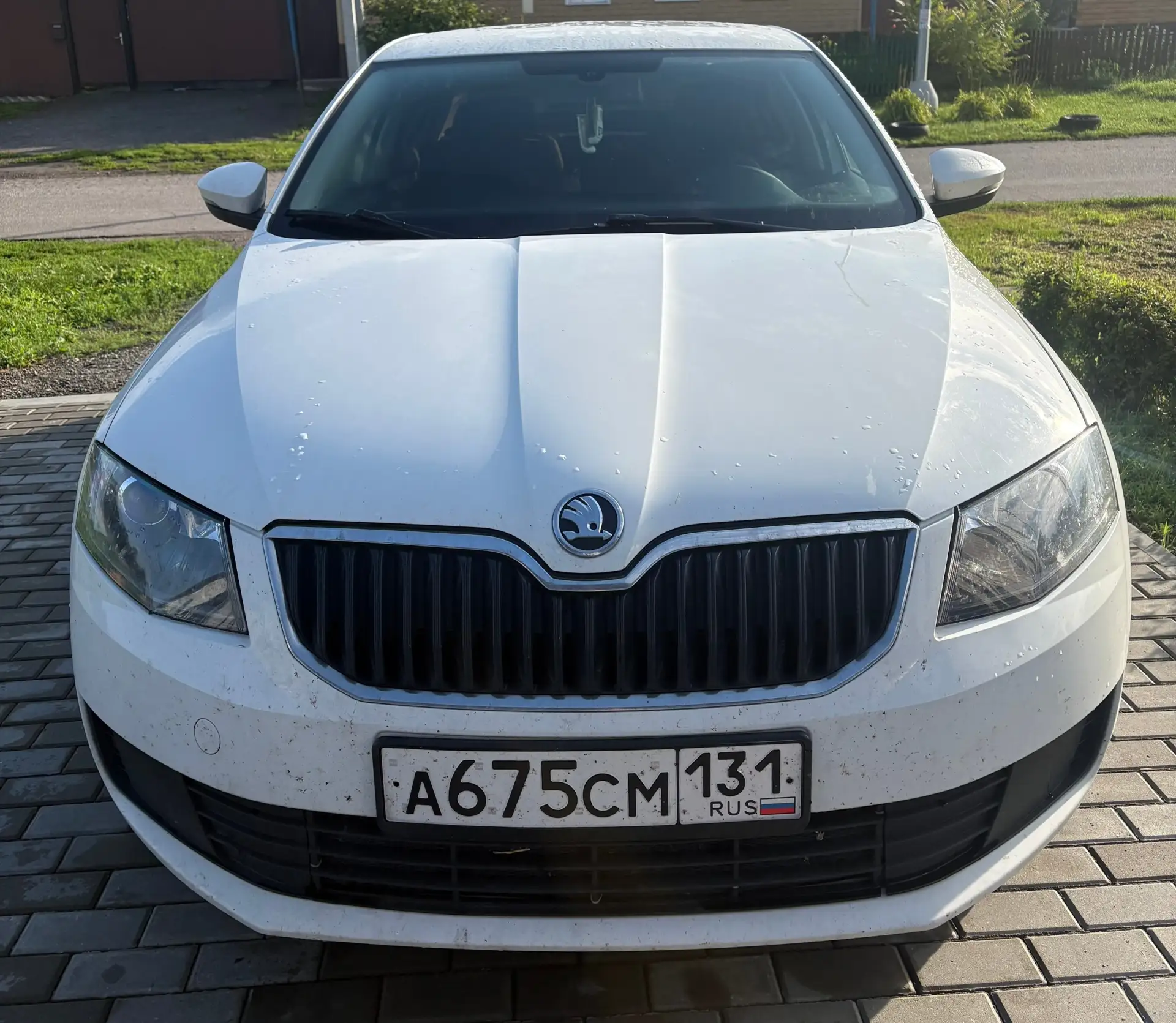 Skoda Octavia A7 2014 года
Двигатель: 1.2 TSI, механика
Пробег:242000
Резина зима/лето R17 на дисках