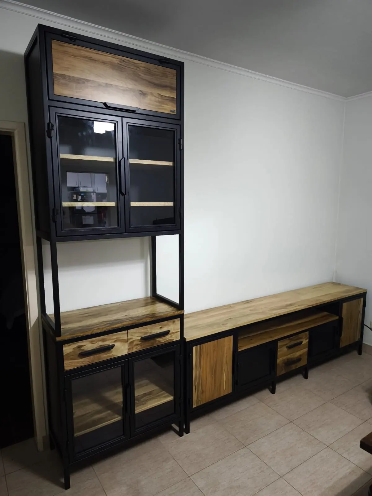 LOFT мебель

Loft мастерня