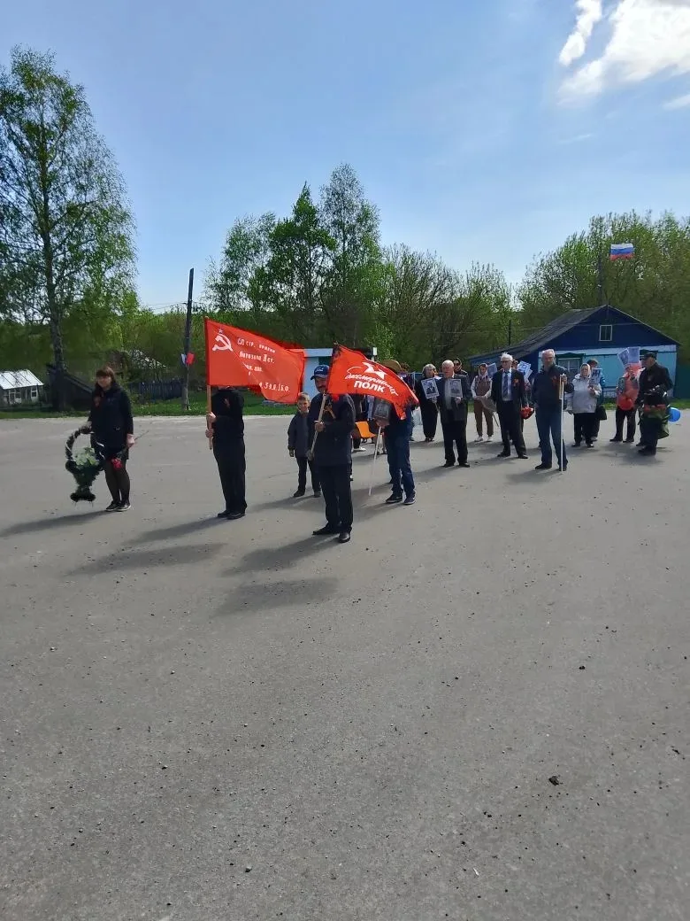 9 мая 2026 года в с. Знаменская Пестровка на Памятнике Погибшим Солдатам прошёл торжест...