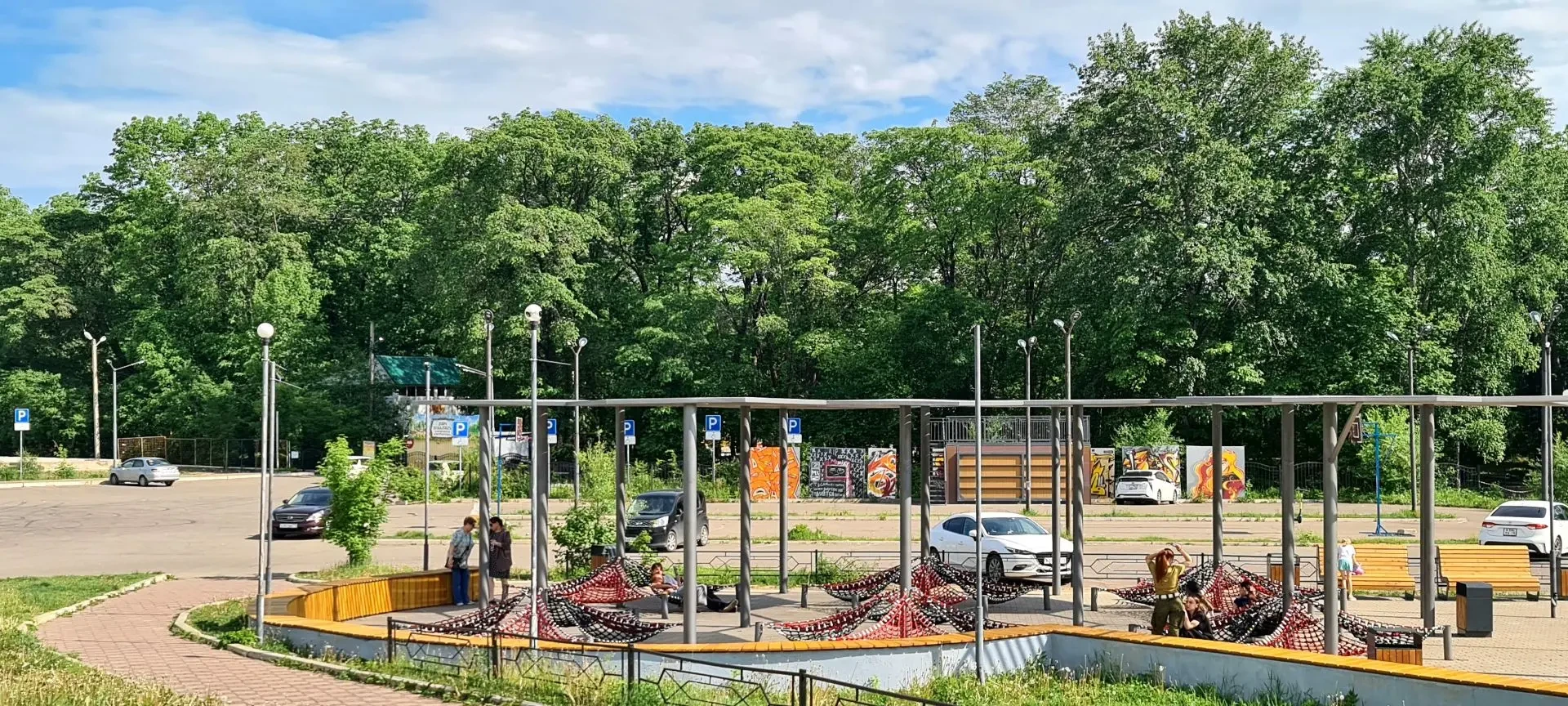 💡 В скейт-парке Биробиджана станет еще светлее 

В Биробиджане продолжаются работы по улучшению осв