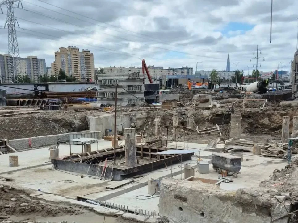👷🏻‍♂️ На строительстве станции «Каменка» (проектное название «Зоопарк») продолжения Невско-Василео