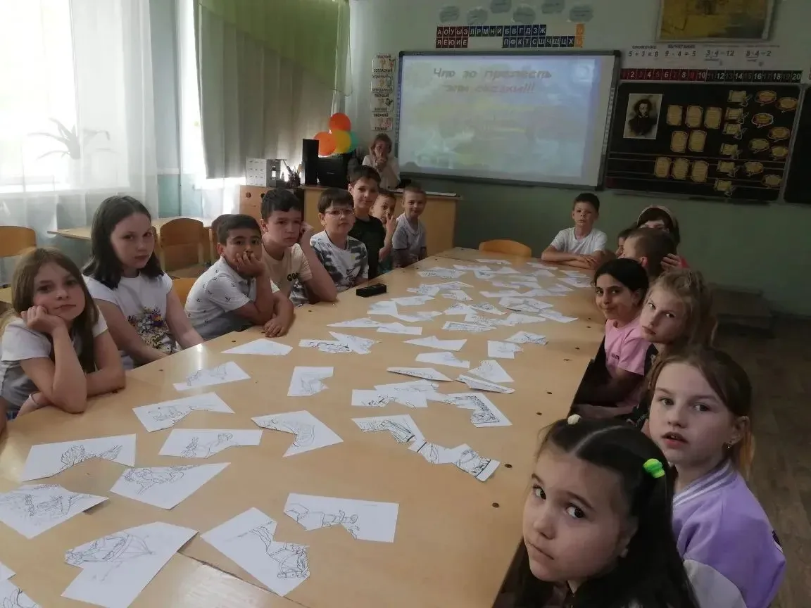 Миссия «Умей дружить»
«Пушкинский день»

    6 июня в пришкольном лагере «Первооткрыватели лета» про