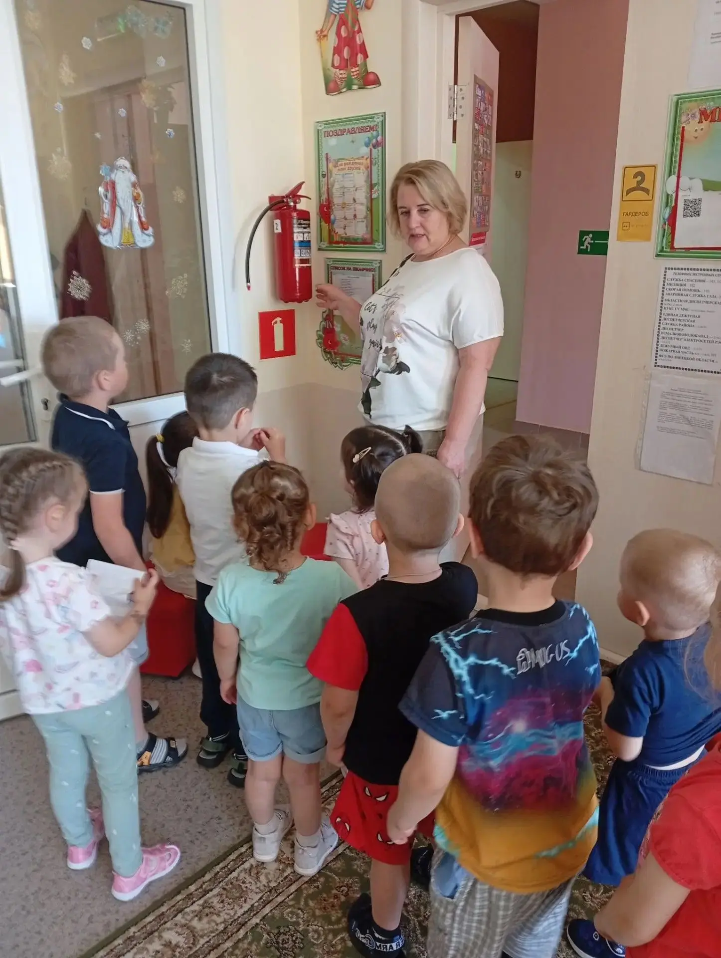 ☎Огнетушитель — наш помощник в борьбе с огнём! 🧯В нашем детском саду мы провели темати...
