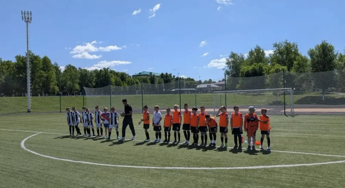 ⚽ Результаты второго тура первенства РТ по футболу: команда «Аксу» в дивизионе «С»
👋 Юноши 2015–201