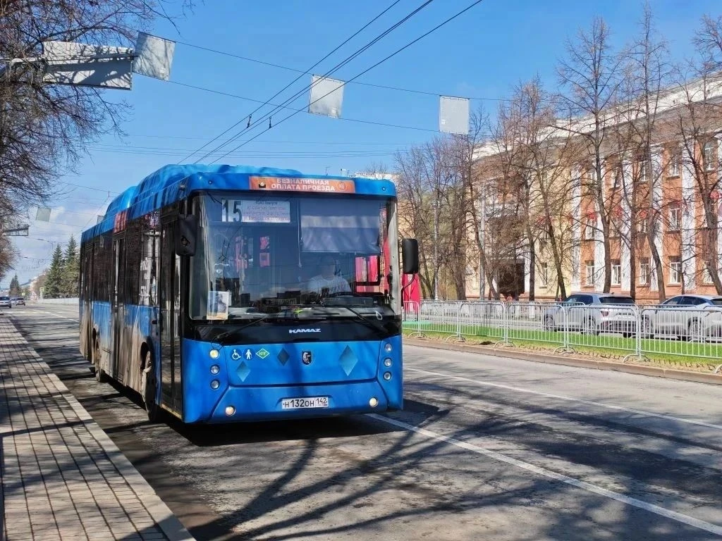 9 мая в поселке Металлплощадка временно ограничат движение, изменится ряд автобусных ма...